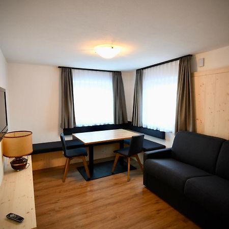Residence Dilitz Resia Bagian luar foto